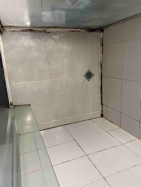 How To Clean Grout With Bleach
